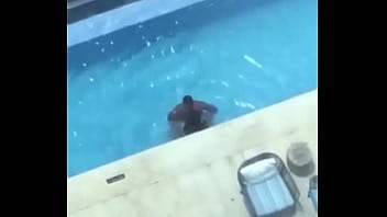 Preview 3 of Ssex Movie Mother Boys - Dominicana en piscina