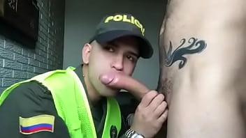 Preview 3 of Ass Colegiala - Policia nacional