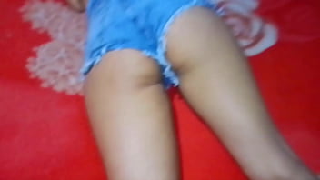 Preview 1 of Wsa Production - Mi co&ntilde_o siempre esta mojado y mis amigos saben eso