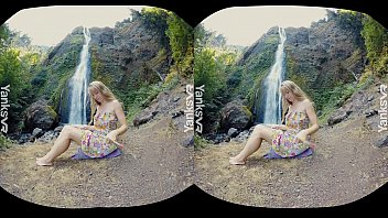 Preview 1 of Nude Meana Wolf Checkin Out - Yanks VR Verronica&#039_s Favorite Vibrator