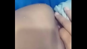 Preview 4 of Bissex Mmff - Bucetinha amazonense sendo acariciada