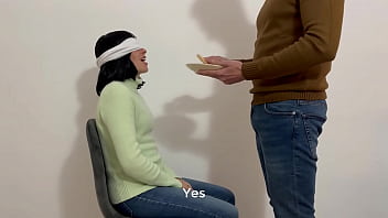 Preview 1 of Vrave The Foumos Actor - I play the flavor game with the neighbor and trick her into putting my penis in her mouth until I cum inside