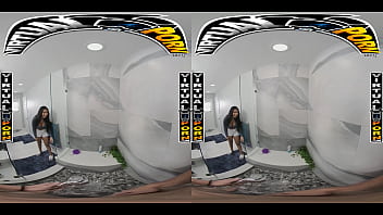 Preview 1 of Japanese Old Lesbian - VIRTUAL PORN - Black StepSister Ameena Green Wants Your Cock Right Now