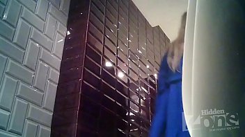 Preview 4 of Nicol Aniston Massage - blonde in club wc