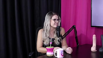Preview 2 of Triple Season - Era solteiro e decidiu gravar para o xvideos,  e a fam&iacute_lia no come&ccedil_o n&atilde_o aceitou bem,  mas... - Will Mastro (SHEER/RED)