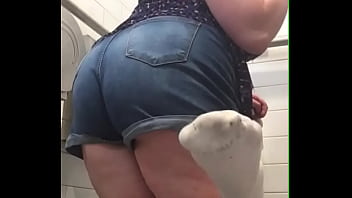 Preview 2 of Daughter Please Her Dad - Come with me now,  I need to piss!
