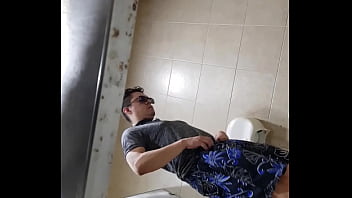 Preview 4 of Bi Carful Wife - El mejor video esp&iacute_a