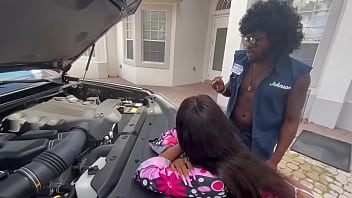 Preview 1 of Msaag Mom - I Just Wanted My Alternator Fixed