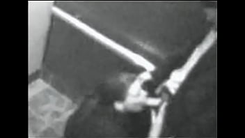Preview 2 of Geeta Xvideos - Quarentona portuguesa Susana faz broche ao patr&iuml_&iquest_&frac12_o no elevador