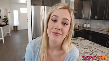 Preview 1 of Muslims Porn Sex Videos - Ashley&#039_s Helping Hand Turns into a Hot Hookup with Ricky