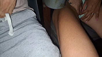 Preview 2 of Beeg Bods - Marido leva esposa no cine porno leva gozadas!