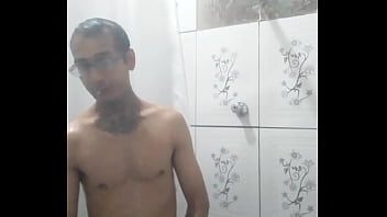 Preview 3 of Dina Houssam Porn - VAZOU NA NET ME EXIBINDO PARA PUTINHA DO MEU BAIRRO HOJE VOU COMER ESSA GOSTOSA