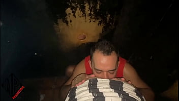 Preview 4 of Tube Porn Przedszkolaki Ojczynie - Era para ser uma sarrada,  quando percebi j&aacute_ estava socando a pica no rabo do macho,  que delicia ele gozou com penes duro emseu cu.