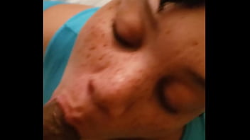 Preview 2 of Muncrat Di Muka Maen Di Meja - Sucking this dick on a new mattress
