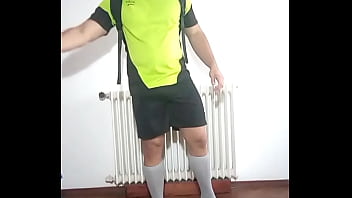 Preview 1 of Villege Young Auntees Videos - Despues de jugar al futbol con amigos,  llego a mi casa y me hago una rica paja y me sale la leche caliente
