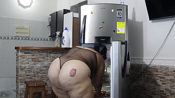 Preview 1 of Then My Cock Was Very Thursty - hijo de mi amiga me da una follada en la cocina y me da leche en mis tetas