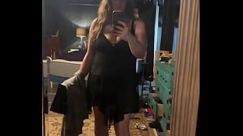 Preview 1 of Xxx Seix Video - Like my killstar dress? Ignore my messy studio.