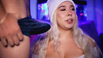 Preview 4 of Gay Lik A Women - Blonde wants to suck her boyfriend&#039_s cock online