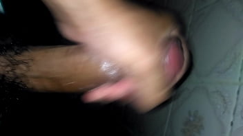Preview 4 of Allens Has - Cuspindo no cacete e punhetando