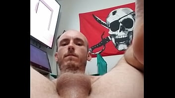Preview 3 of Big Ass White Girl Spy - Cumdripping Throbbingmaxx