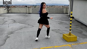 Preview 1 of Yoga To Fuck - Follando  con una empleada del centro comercial el cacique ya que no me hizo el cambio de una camisa