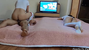 Preview 4 of Melony Full Film - I tell my stepdaughter to invite her best friend to see comics for me to fuck her