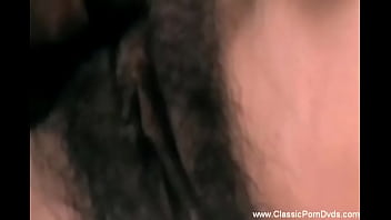 Preview 3 of Mujeres Virgines Cogiendo Sexo - Classic MILF Justifies Sex