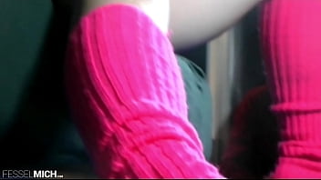 Preview 2 of Veronicasixx On Webcam - Rollenspiel sexy Polizisin geht einkaufen und besorgt sich einen sch&ouml_nen Dildo,  den so sogleich auch vorf&uuml_hrt zeigt und pr&auml_sentiert,  denn sie liebt diese geilen Gef&uuml_hle in ihrer nassen willenlosen Fotze mit geilen Pussy Nahaufnahmen un