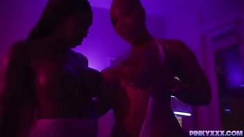 Preview 1 of Spit Between Mom And Son - Bunz 4 ever