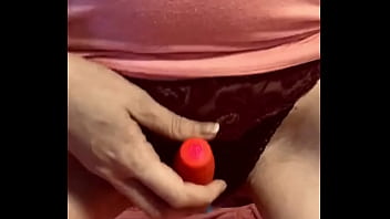 Preview 2 of Brazeej Doktar - Making myself cum