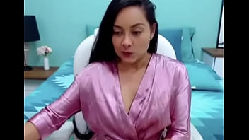 Preview 2 of Mon And Sun Sexvideo - Exotic Face Long Hair Mami Tryna Learn