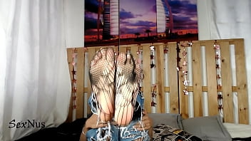Preview 4 of Russian Creampie Girlfriend - Fetiche pies con mallas