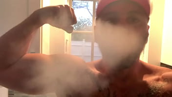 Preview 2 of Slave Trainning - Flexing smoke