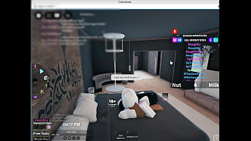 Preview 2 of Moms Ad Sister - La peor cojida de roblox