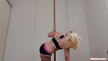 Preview 2 of Roboydytic Ass Mom Son - Sexy milf pole dance