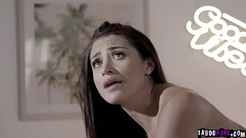 Preview 3 of Dido Angel Orgy - Avi Love prove herself that she is not some lousy virgin ho joined the sorority