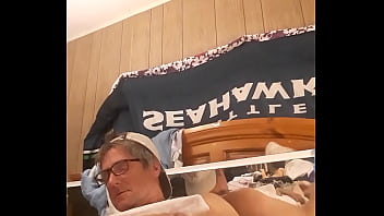 Preview 3 of Mlyu Selingkuh - Jacking off  to home made vids, meoffnow