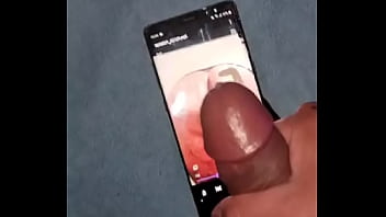 Preview 4 of Family Faring - Me hace cum tribute en cam