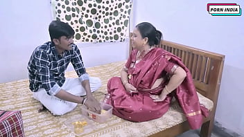 Preview 2 of Animal Pissing - Lonely Hot Indian Bhabhi Fucks Stranger 1