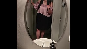 Preview 4 of Oldman Voyager - Do Your High Heels Ever Make You Too Tall In Selfies?...