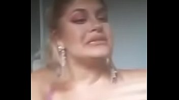 Preview 4 of Modals - Demands Cum On Facetime