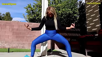 Preview 4 of Porntube Indo - Desperate girls wetting their tight jeans omorashi 2024