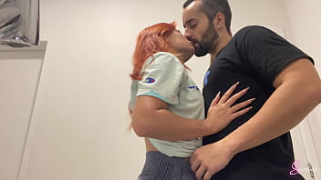 Preview 1 of Sex With Our Neighbours - V&iacute_deo vazado da Novinha do RS dando no banheiro da escola