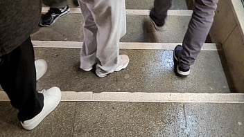 Preview 1 of Sex Pic China - Public oral sex on the streets of Venice. Quick blowjob on the first date