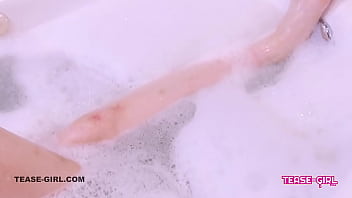 Preview 4 of Desi Pani Bala Sax - Beautiful brunette takes sexy bath &amp_ cums