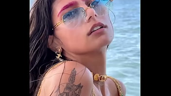Preview 1 of Ayda Anilos - Mia Khalifa new videos