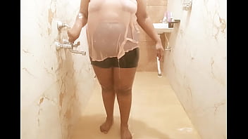 Preview 3 of Amy Elizabet Jackson - Iran sexy milf shower
