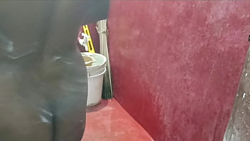 Preview 2 of Xvideos Black - Youranitha - update Indian hot wife bathing