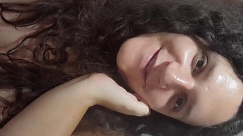 Preview 1 of Indane Xxx - Batendo uma antes do ano novo