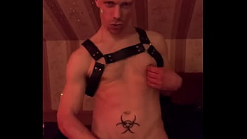 Preview 3 of King 3gp Move - Ich mein Toxic t&auml_tto und dildo